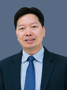 余明偉
